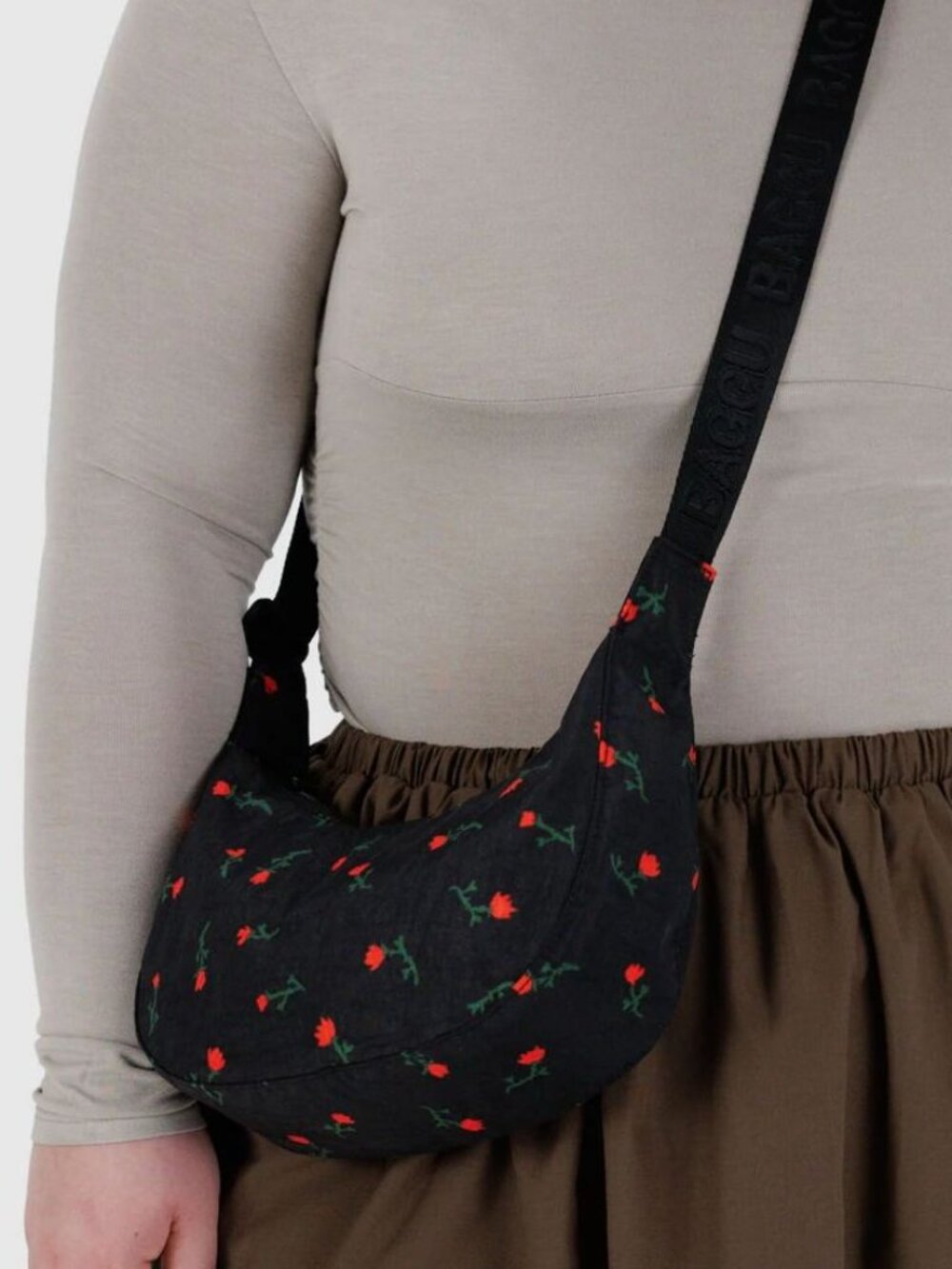 NWT Baggu Small Crescent Bag - Painted Wildflower